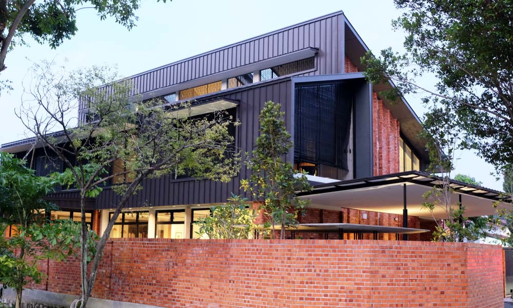 SUDUT HOUSE
